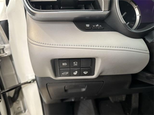 2021 Toyota Highlander Base