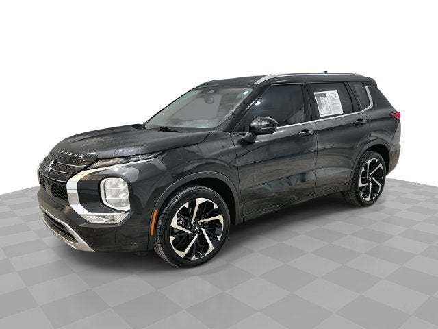 2023 Mitsubishi Outlander Base