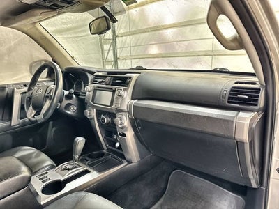 2016 Toyota 4Runner Base