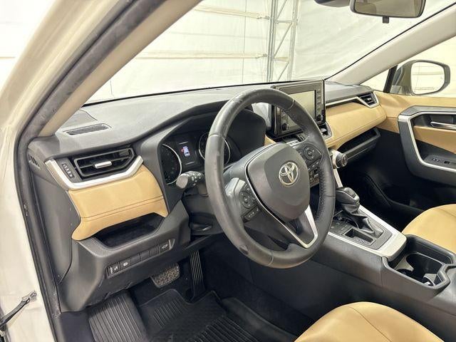 2019 Toyota RAV4 XLE Premium