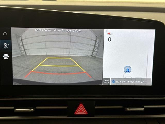 2023 Hyundai Elantra Base