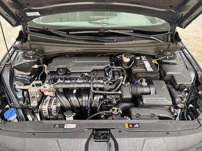2023 Hyundai Elantra Base