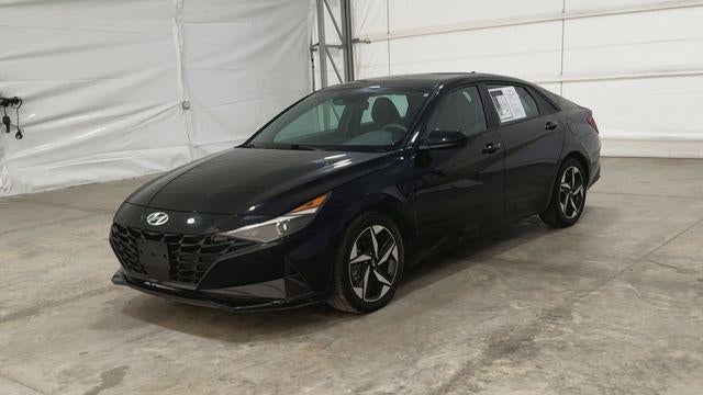 2023 Hyundai Elantra Base