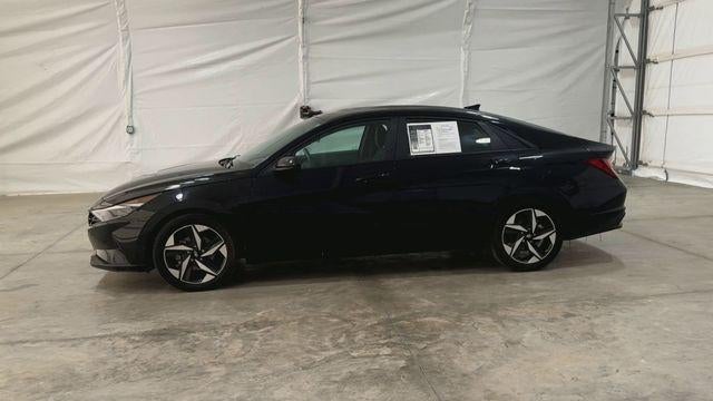 2023 Hyundai Elantra Base